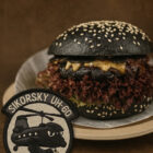 Black Hawk Burger Teller